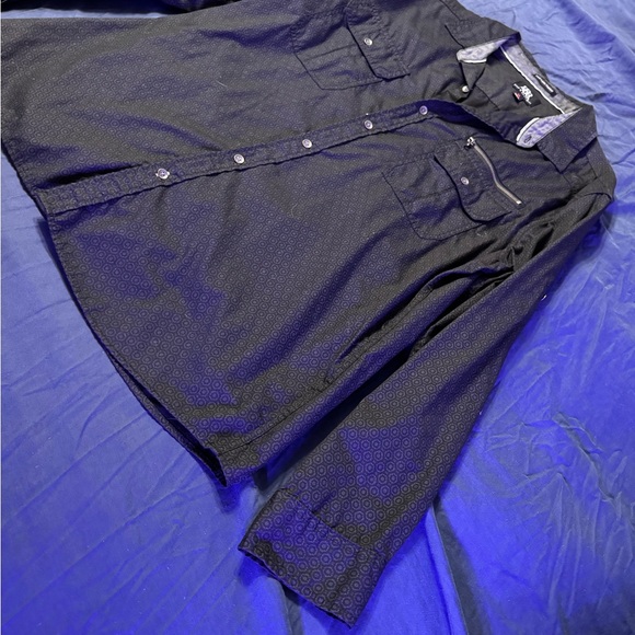 Button down shirt - Picture 6 of 6